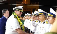 US Navy ships make friendship visit to Da Nang