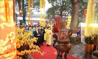 Royal incense-offering ritual reenacted at Thang Long Imperial Citadel