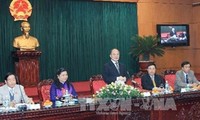 NA Chairman receives Vietnamese representatives abroad