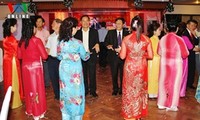 Vietnamese in Greece, Netherlands celebrate Tet