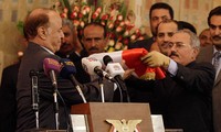 Yemen's Saleh hands over power to new president