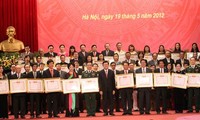 Ho Chi Minh Awards for Literature and Arts and People’s Artist title conferred 