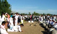 Cham people in Binh Thuan celebrate Ramuwan Festival