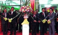 Vietnamese nationals in Thailand welcome new headquarters 