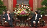 Vietnam, Slovakia hold political consultation 