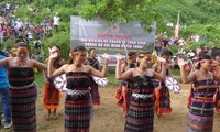 ‘Tung tung da da’ – Co Tu’s dance of offering to the heaven