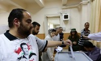 Syrians begin to vote in presidential election