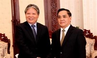 Vietnamese Justice Minister received by Lao leaders