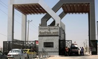 Egypt temporarily reopens Gaza Border Crossing