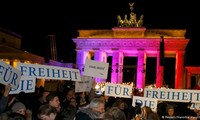 Politicians, religious representatives join anti-terrorism rally in Germany