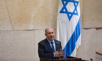 Israel's new government sworn in 