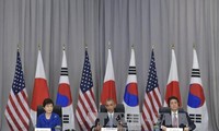 Japan, RoK talk on the sidelines of nuclear security summit