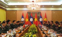 Vietnam, Laos enhance defence links