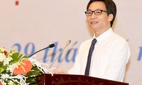 Deputy PM Vu Duc Dam urges for 90% health insurance coverage by 2020