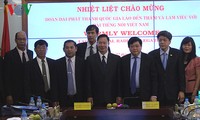 VOV, Lao National Radio strengthen cooperation