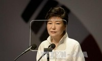 S.Korean prosecutors want longer detention of ex-President