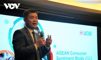 Vietnamese consumers more optimistic than regional peers