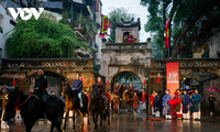 Hanoi’s ancient gate-opening ritual for Lunar New Year reenacted 