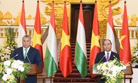 Entretien Nguyên Xuân Phuc-Orban Viktor