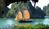 Plus de 6.200 touristes à Halong