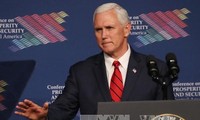 Il faut “continuer à isoler la RPD de Corée”, dit Mike Pence