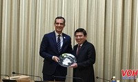 Pour une coopération renforcée entre Hô Chi Minh-ville et Los Angeles