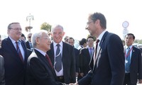 Nguyên Phu Trong visite Szentendre