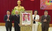 Nguyên Phu Trong présente ses vœux à Yên Bai