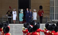 Donald Trump reçu par la reine Elizabeth II