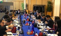 6e Dialogue à haut niveau Vietnam-France en économie