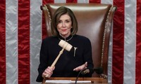 Destitution: Nancy Pelosi bloque le procès de Donald Trump au Sénat