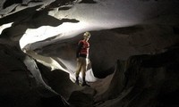 Découverte de douze grottes à Quang Binh