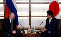 Entretien téléphonique entre Vladimir Poutine et Abe Shinzo 