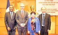 Nguyên Thuy Anh décorée de la légion d’honneur