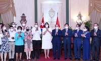 Nguyên Xuân Phuc entame sa visite à Cuba