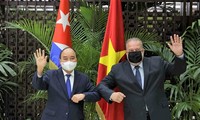 Nguyên Xuân Phuc rencontre Manuel Marrero Cruz