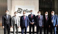 Covid-19: Pfizer s’engage à fournir au Vietnam 31 millions de doses de vaccins cette année