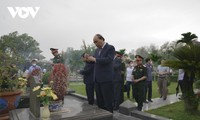 Nguyên Xuân Phuc en visite dans la province de Diên Biên