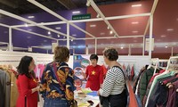 Le Vietnam participe au salon textile Première Vision 2022 en France