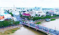 Một thoáng Long Xuyên trong mưa đầu hạ