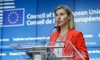 EU extends sanctions against Russia