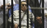 エジプト裁判所、ムバラク元大統領の保釈を命令 
