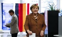 メルケル首相の与党が大勝、ドイツ連邦議会選 