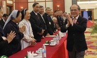 国会議長、ベトナムカトリック団結委員会代表団と会見