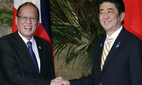アキノ比大統領、安倍首相と会談