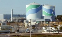 日本、老朽化の原発５基 廃炉の表明検討へ