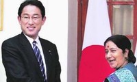 日本の岸田文雄外相、インドを訪問中