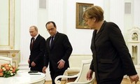 独仏首脳 ロシア大統領と会談