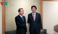 ニン副首相、安倍首相と会見