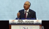 ASEAN 共同体は世界における大きな組織となるべき　マレーシア首相